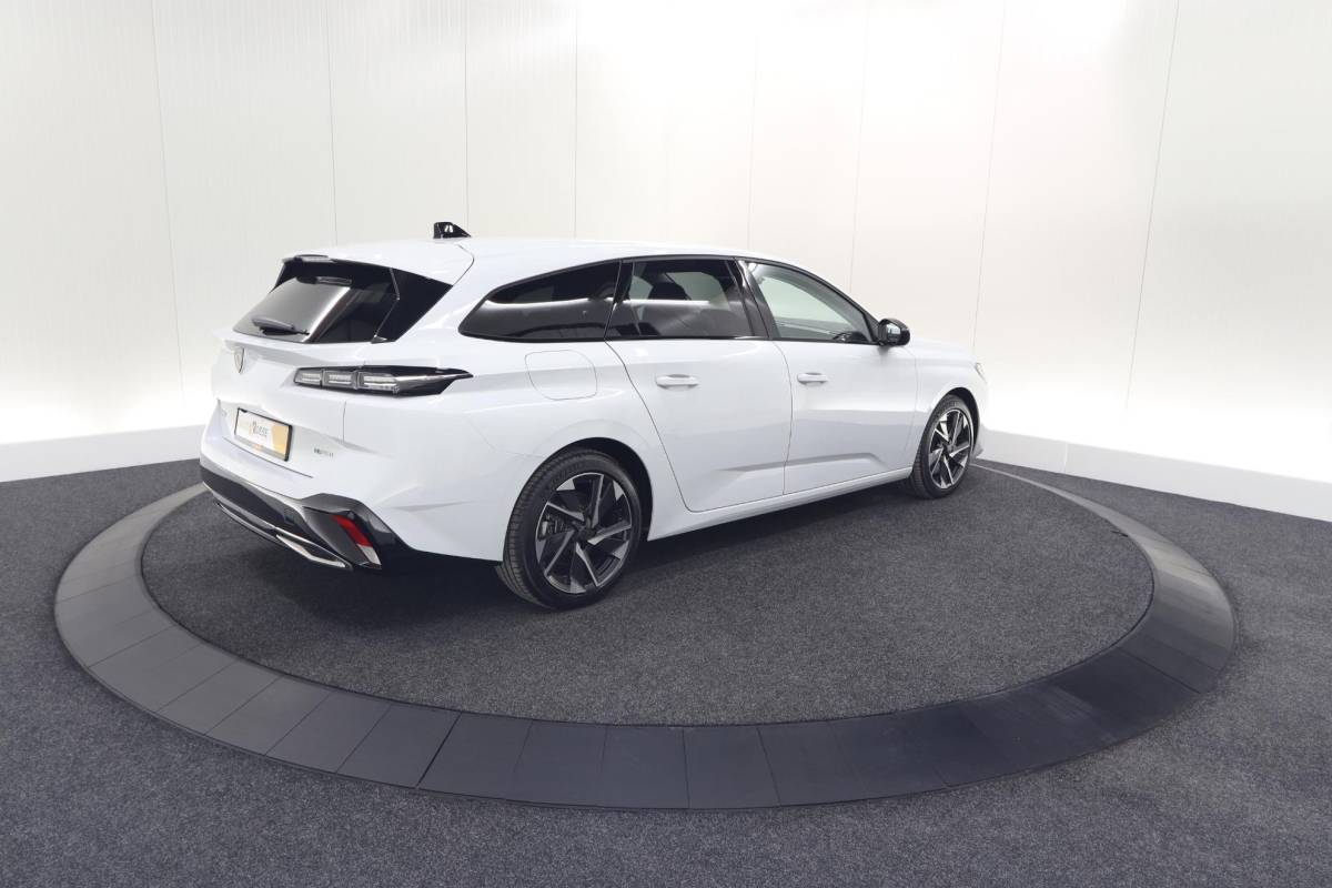 Peugeot 308 Peugeot 308 SW 1.6 Plug-in Hybrid 180 Allure | Perfecte Staat | 360 Camera | Adaptieve Cruise Control | Navigatie | Apple Carplay