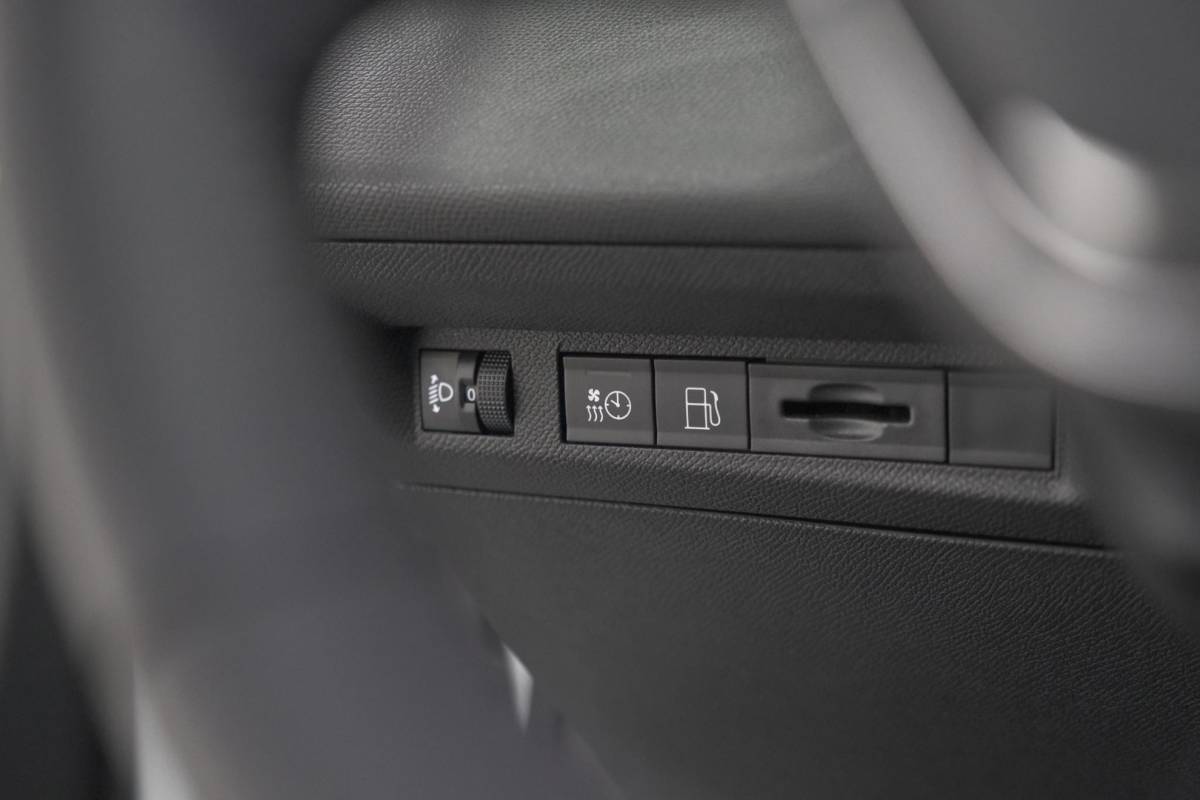 Peugeot 308 Peugeot 308 SW 1.6 Plug-in Hybrid 180 Allure | Perfecte Staat | 360 Camera | Adaptieve Cruise Control | Navigatie | Apple Carplay