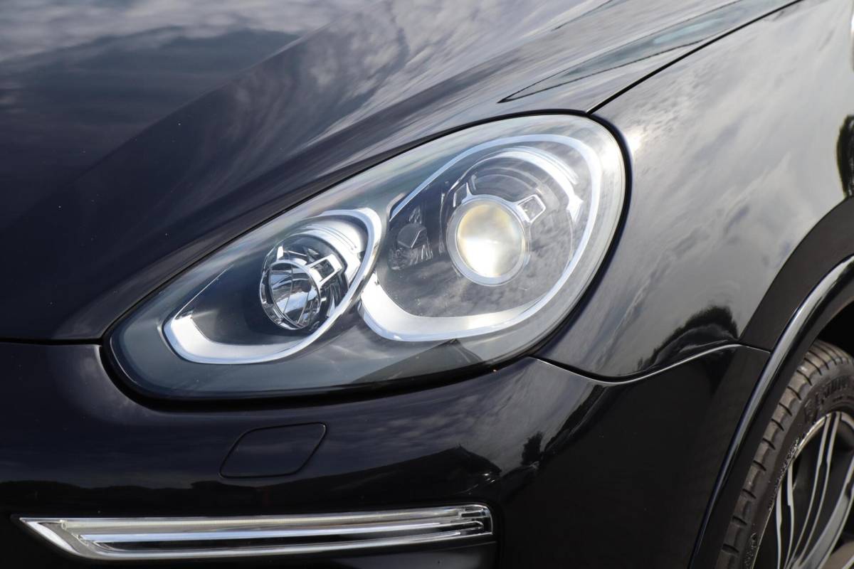 Porsche Cayenne Porsche Cayenne 3.0 S E-Hybrid Ecc|Panodak|Carplay|Nav|Led|E. Trhk|Leder|Bose|Nwe d-ketting