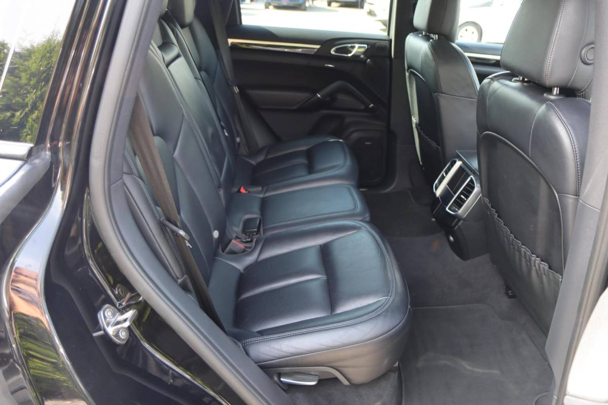 Porsche Cayenne Porsche Cayenne 3.0 S E-Hybrid Ecc|Panodak|Carplay|Nav|Led|E. Trhk|Leder|Bose|Nwe d-ketting