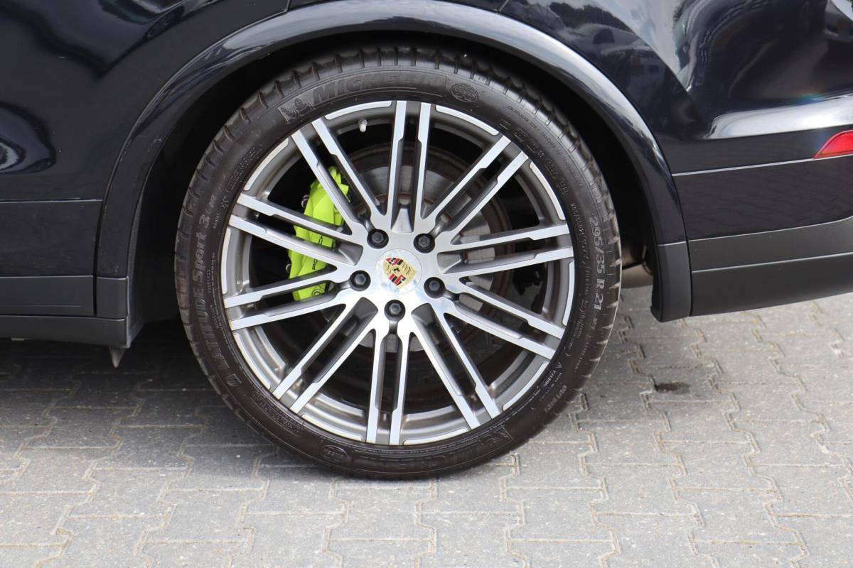 Porsche Cayenne Porsche Cayenne 3.0 S E-Hybrid Ecc|Panodak|Carplay|Nav|Led|E. Trhk|Leder|Bose|Nwe d-ketting