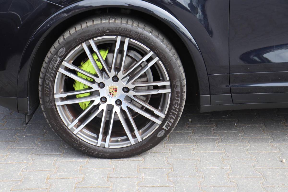 Porsche Cayenne Porsche Cayenne 3.0 S E-Hybrid Ecc|Panodak|Carplay|Nav|Led|E. Trhk|Leder|Bose|Nwe d-ketting