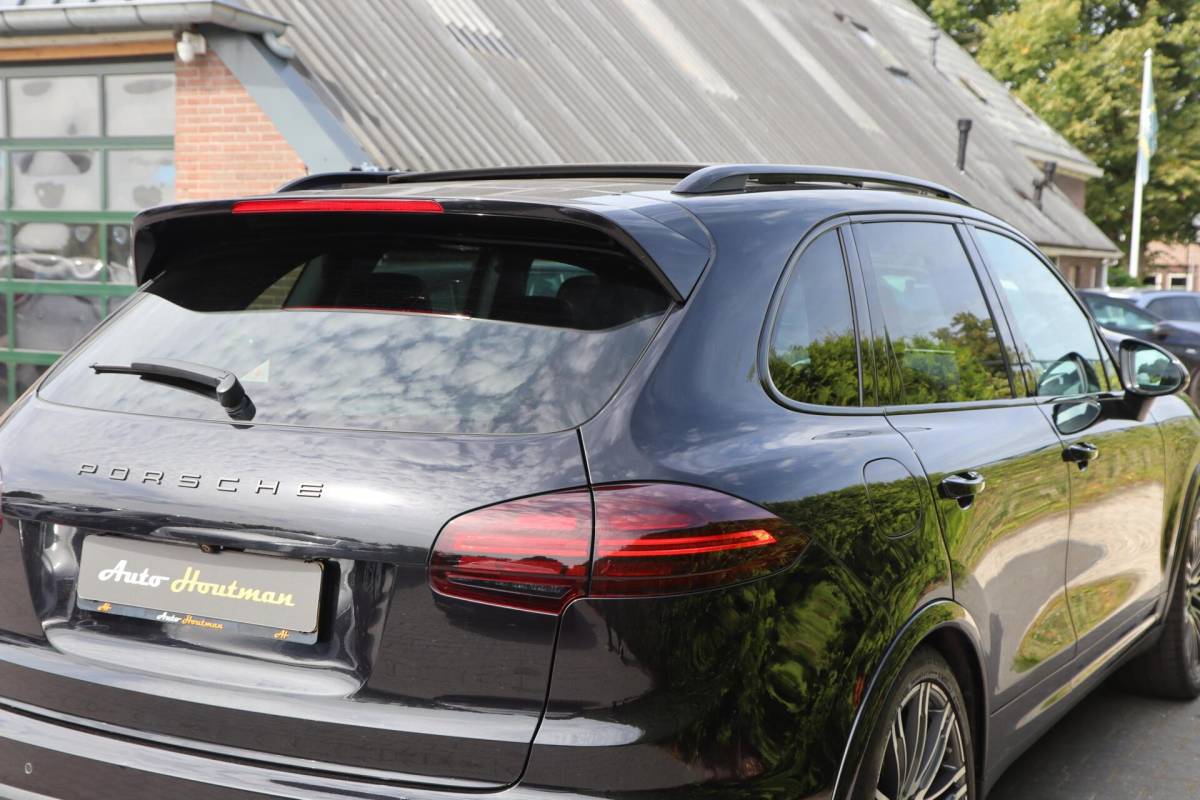 Porsche Cayenne Porsche Cayenne 3.0 S E-Hybrid Ecc|Panodak|Carplay|Nav|Led|E. Trhk|Leder|Bose|Nwe d-ketting