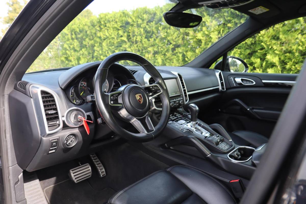 Porsche Cayenne Porsche Cayenne 3.0 S E-Hybrid Ecc|Panodak|Carplay|Nav|Led|E. Trhk|Leder|Bose|Nwe d-ketting