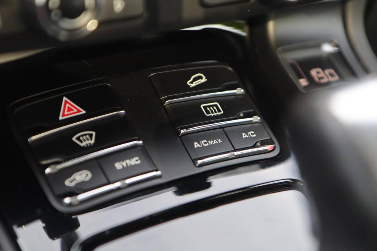 Porsche Cayenne Porsche Cayenne 3.0 S E-Hybrid Ecc|Panodak|Carplay|Nav|Led|E. Trhk|Leder|Bose|Nwe d-ketting