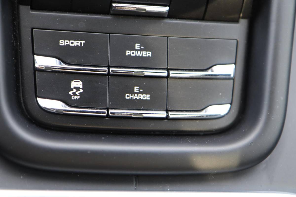 Porsche Cayenne Porsche Cayenne 3.0 S E-Hybrid Ecc|Panodak|Carplay|Nav|Led|E. Trhk|Leder|Bose|Nwe d-ketting