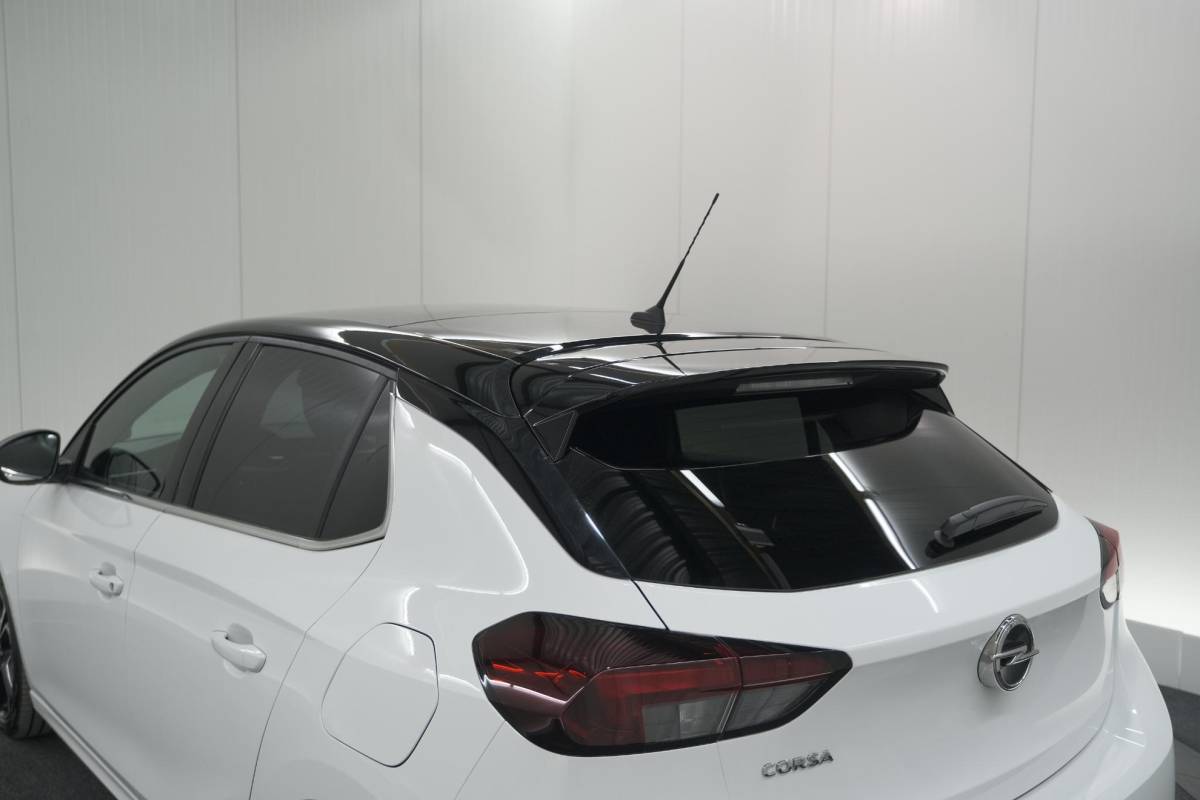 Opel Corsa Opel Corsa 1.2 Turbo 100 Ultimate | Panoramadak | Camera | Dodehoekdetectie | Apple Carplay