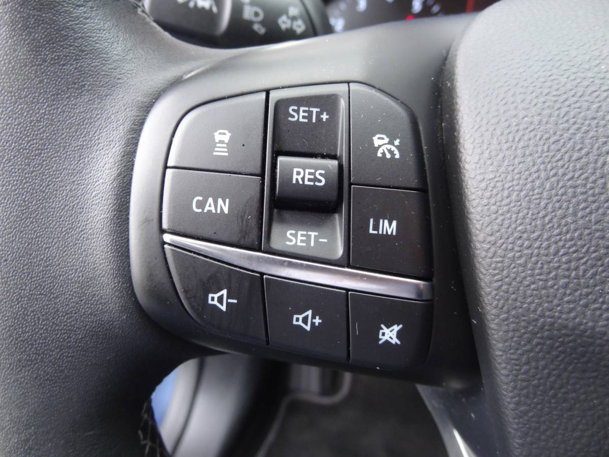 Ford Fiesta Ford Fiesta 1.0 EcoBoost Titanium | NL-AUTO | TREKHAAK | CRUISE | LMV | ECC | NAVI | CAMERA