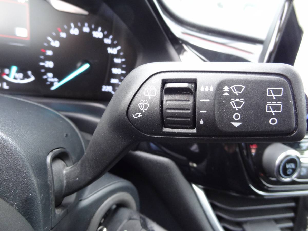 Ford Fiesta Ford Fiesta 1.0 EcoBoost Titanium | NL-AUTO | TREKHAAK | CRUISE | LMV | ECC | NAVI | CAMERA