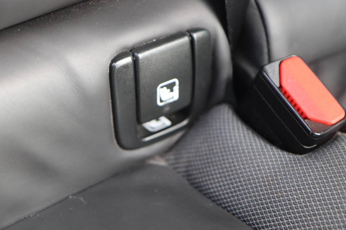 Volvo S60 Volvo S60 2.0 T4 R-Design A. Cruise|Leder|Panodak|Led|Camera|Stoelverw.|Trhk