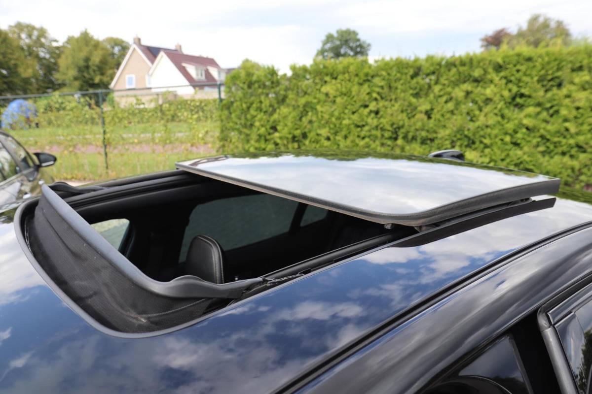 Volvo S60 Volvo S60 2.0 T4 R-Design A. Cruise|Leder|Panodak|Led|Camera|Stoelverw.|Trhk