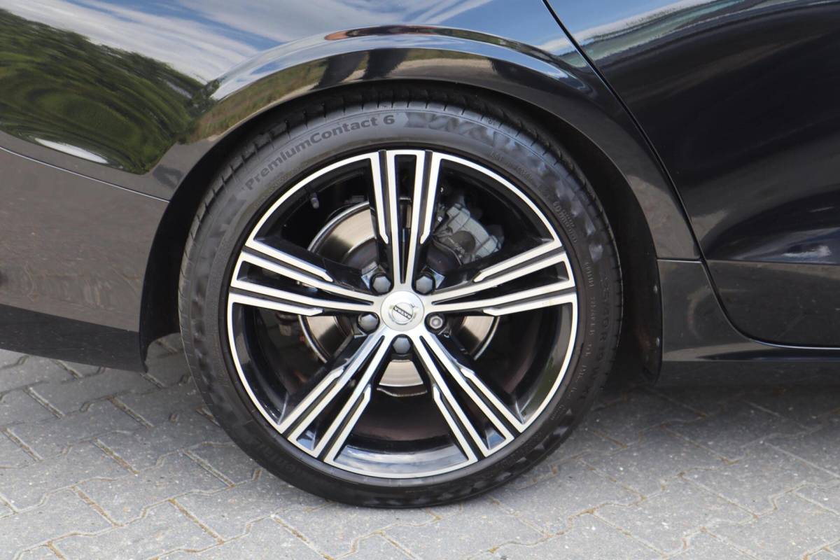 Volvo S60 Volvo S60 2.0 T4 R-Design A. Cruise|Leder|Panodak|Led|Camera|Stoelverw.|Trhk