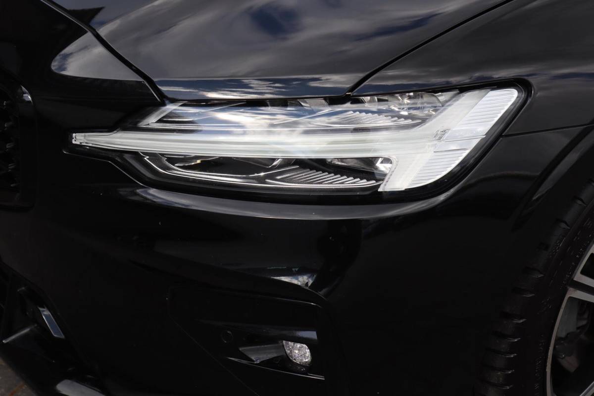 Volvo S60 Volvo S60 2.0 T4 R-Design A. Cruise|Leder|Panodak|Led|Nav|Camera|Stoelverw.|Trhk
