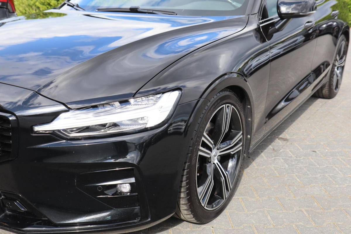 Volvo S60 Volvo S60 2.0 T4 R-Design A. Cruise|Leder|Panodak|Led|Nav|Camera|Stoelverw.|Trhk