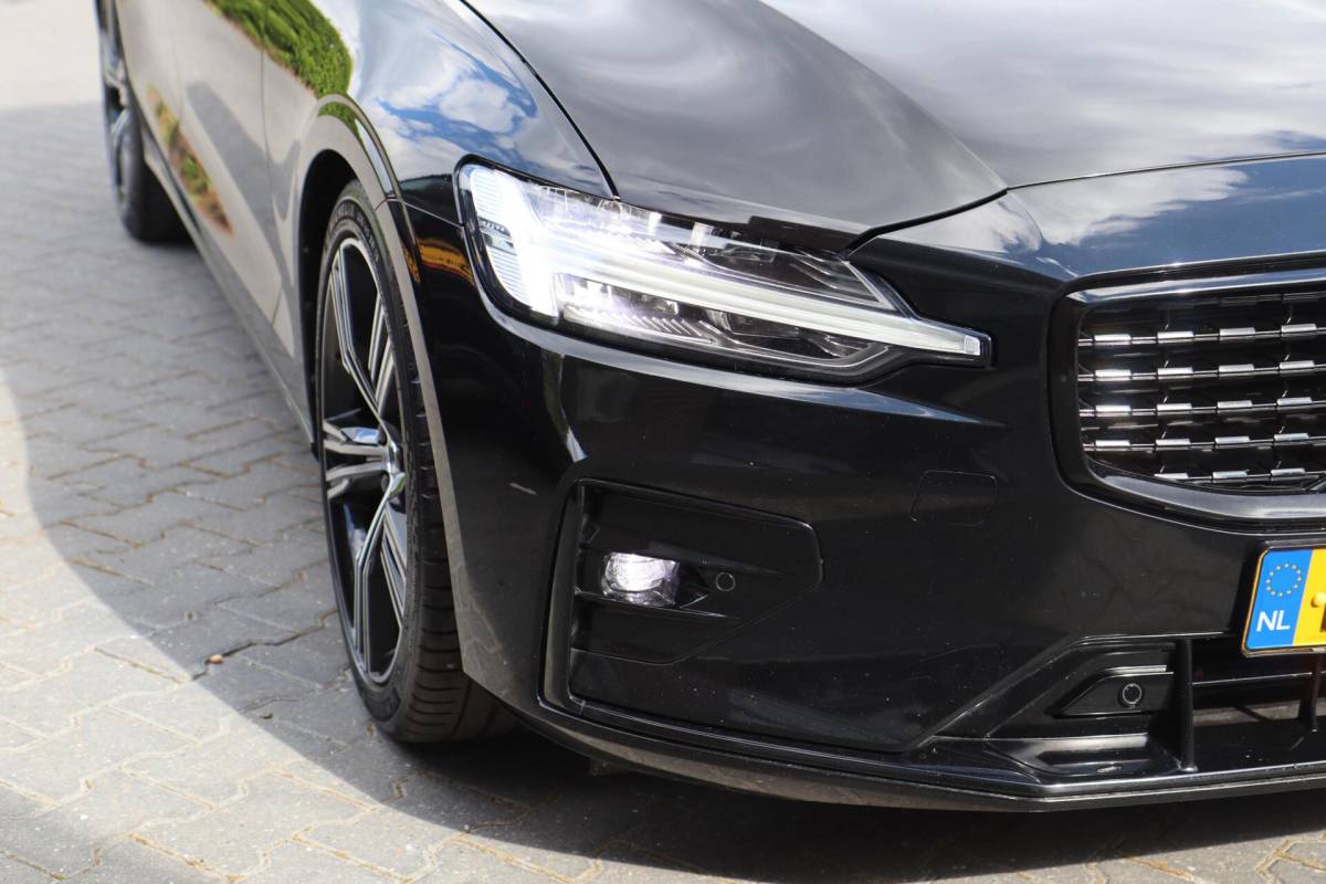 Volvo S60 Volvo S60 2.0 T4 R-Design A. Cruise|Leder|Panodak|Led|Nav|Camera|Stoelverw.|Trhk