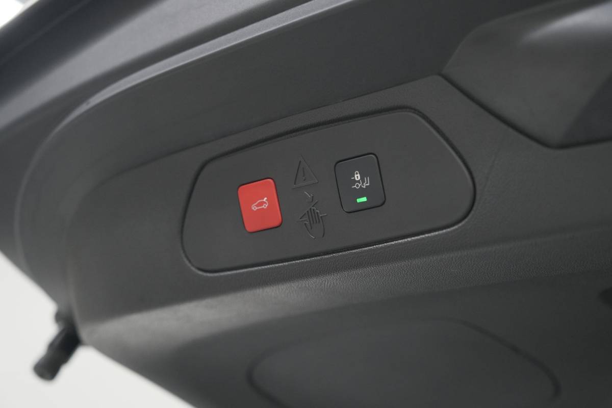 Opel Grandland Opel Grandland Turbo 130 AT8 Ultimate | Camera | Adaptieve Cruise Control | Pack Winter | Elektronische Kofferklep