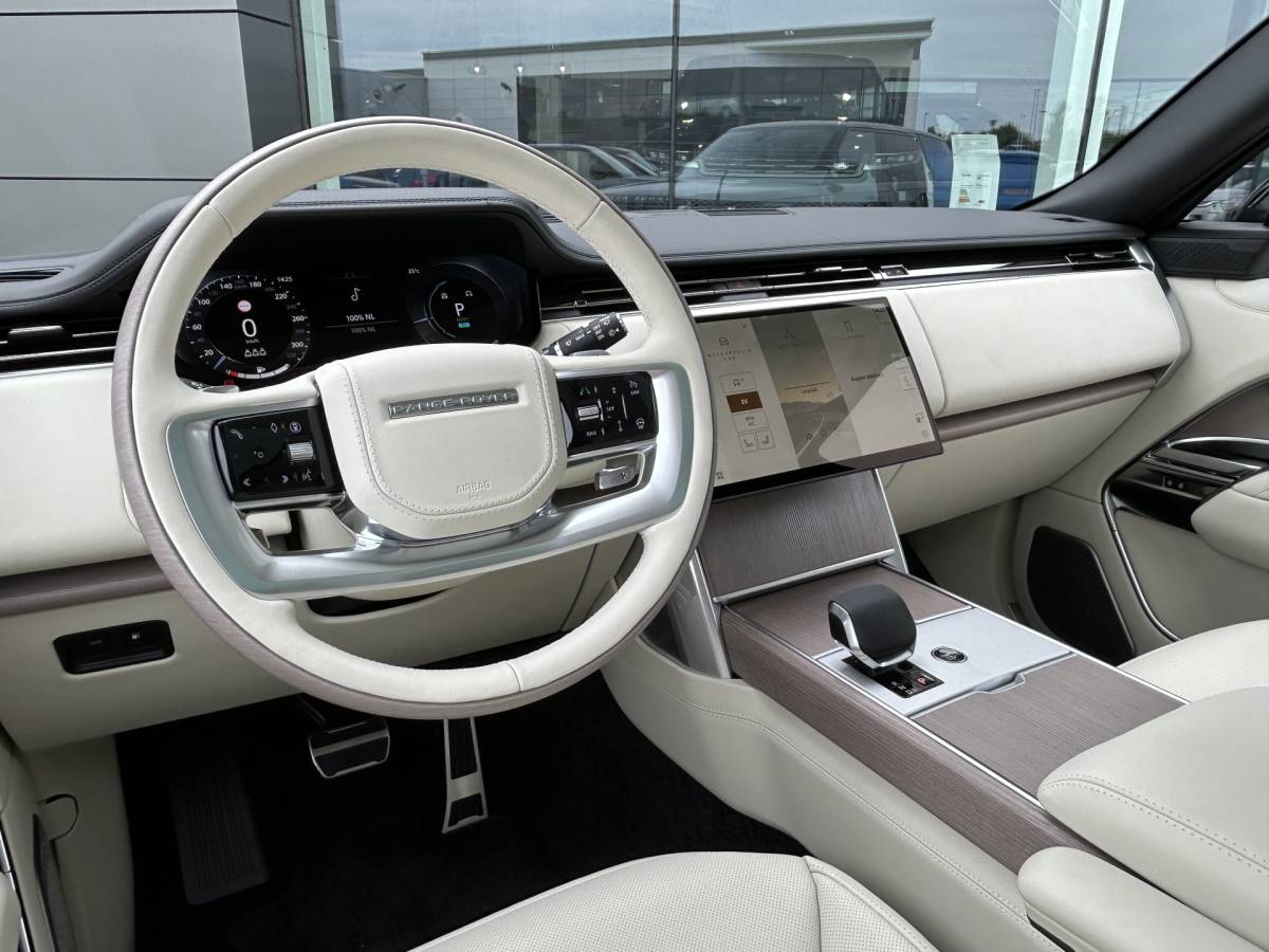 Land Rover Range Rover Land Rover Range Rover P550e 6-cil. Autobiography PHEV | NIEUW – 0 km | Perlino leder | Elektr. trekhaak tot 3.000kg |