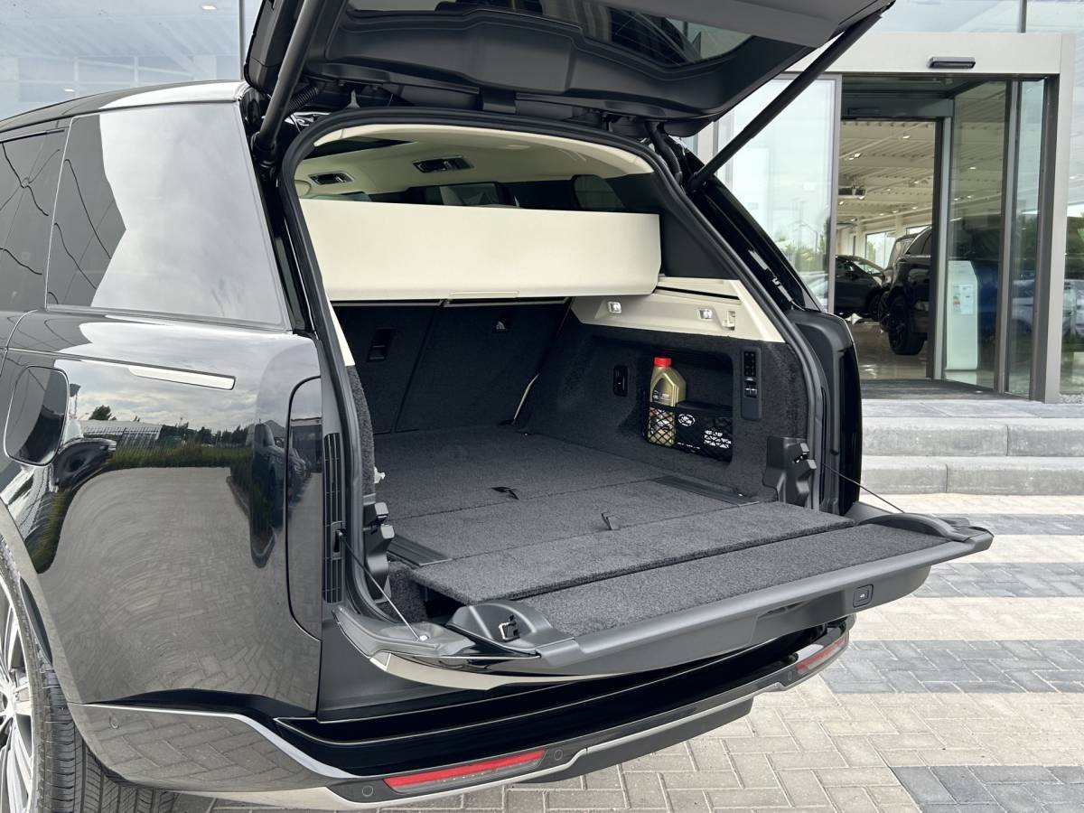 Land Rover Range Rover Land Rover Range Rover P550e 6-cil. Autobiography PHEV | NIEUW – 0 km | Perlino leder | Elektr. trekhaak tot 3.000kg |