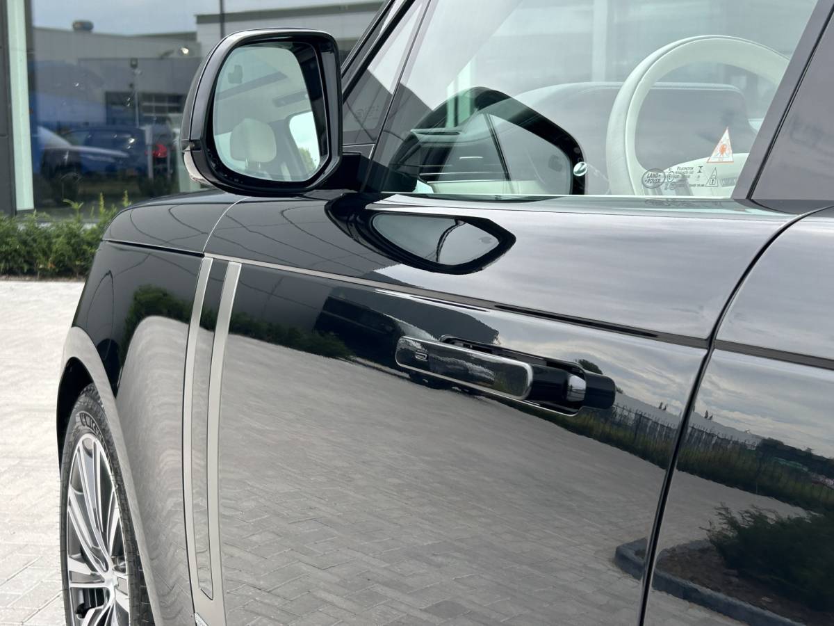 Land Rover Range Rover Land Rover Range Rover P550e 6-cil. Autobiography PHEV | NIEUW – 0 km | Perlino leder | Elektr. trekhaak tot 3.000kg |