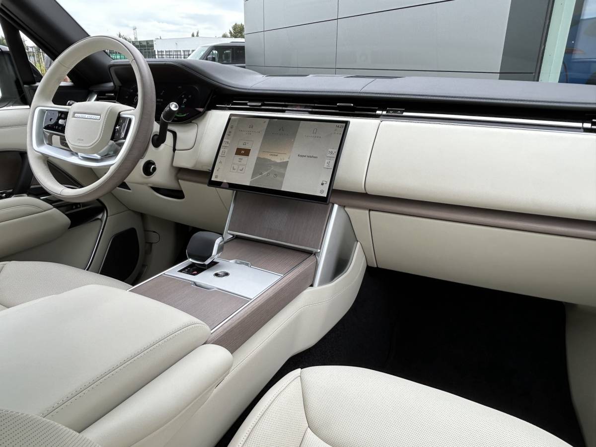Land Rover Range Rover Land Rover Range Rover P550e 6-cil. Autobiography PHEV | NIEUW – 0 km | Perlino leder | Elektr. trekhaak tot 3.000kg |